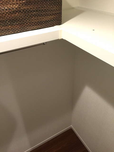 馬事公苑前ハイム　廊下収納