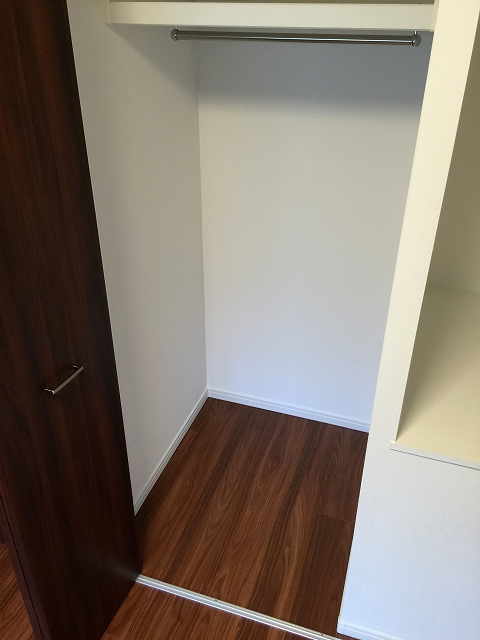 馬事公苑前ハイム　洋室約5.5帖収納