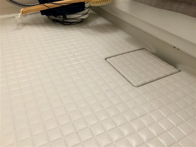 サンハイツ永福町 バスルーム床