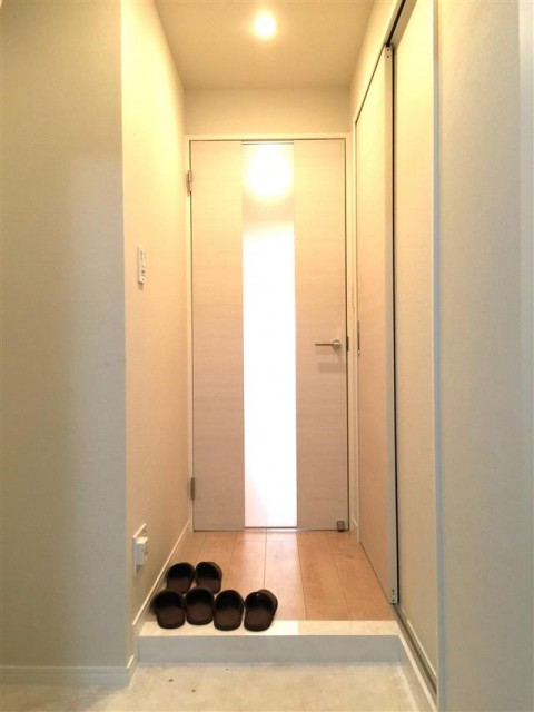 パシフィック白金台　玄関