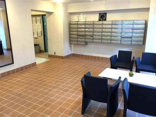 パシフィック白金台　エントランスホール