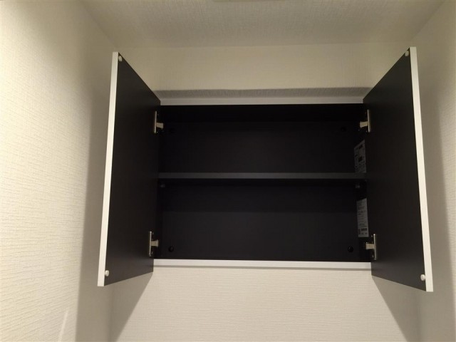 成宗マンション　トイレ収納