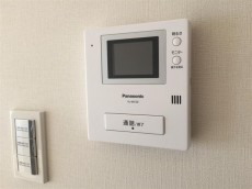 玉川サンケイハウス　ＴＶモニター付きインターホン