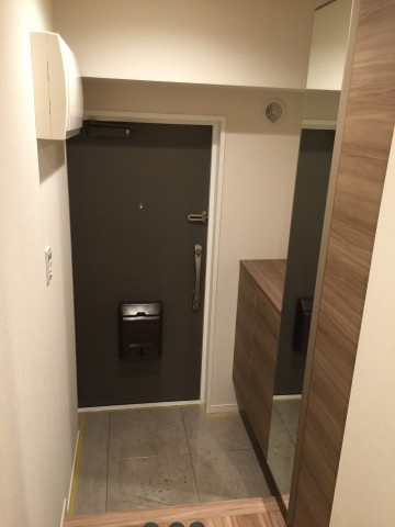 砧公園ヒミコマンション　玄関