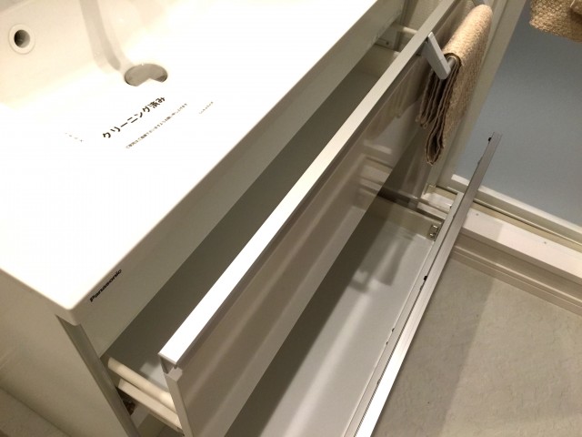砧公園ヒミコマンション　洗面台