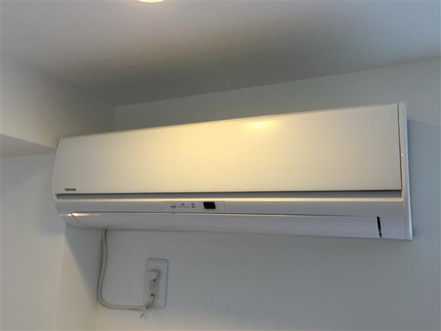 中野坂上マンション　リビングダイニングキッチンエアコン