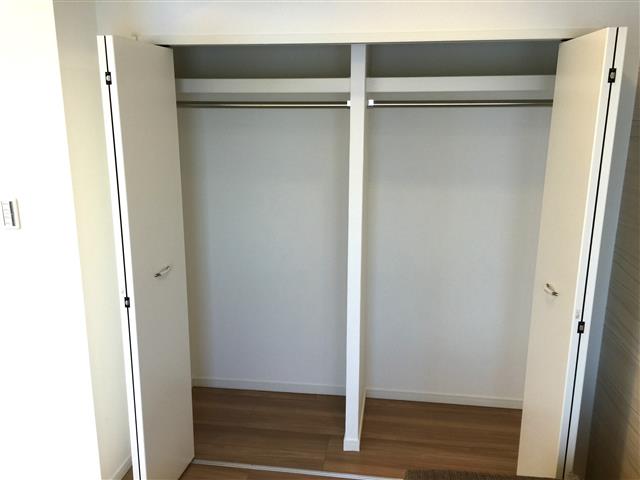 中野坂上マンション　リビングダイニングキッチン収納