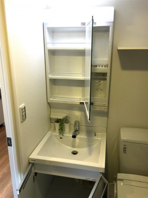 中野坂上マンション　洗面台