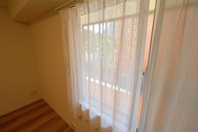 シャルム成城 洋室1