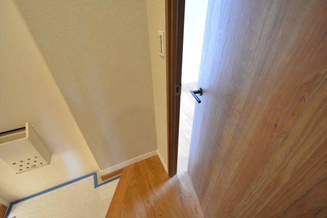 クレール三田 洋室2