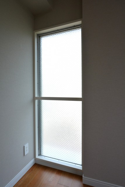 クレール三田 洋室2