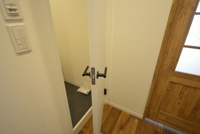 クレール三田 トイレ