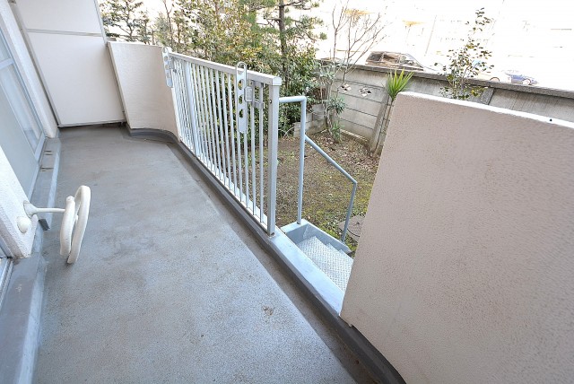 シャルム成城 バルコ庭