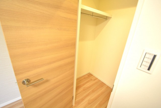 シャルム成城 洋室1