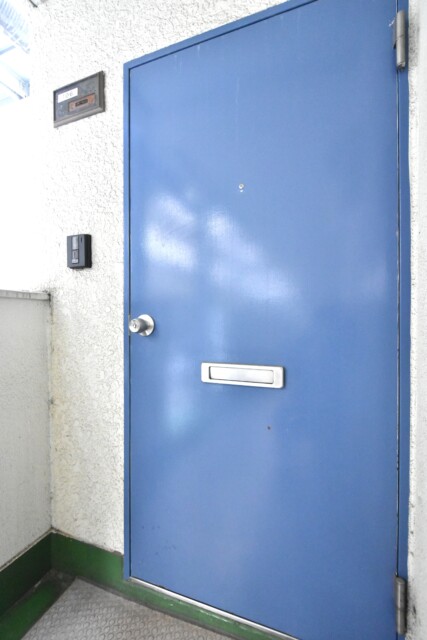 大井町ハイツ 玄関