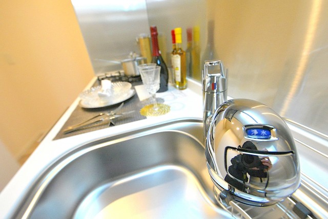 ライオンズマンション上北沢502号室 キッチン (8)