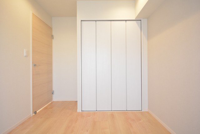 ライオンズマンション小石川植物園 洋室2