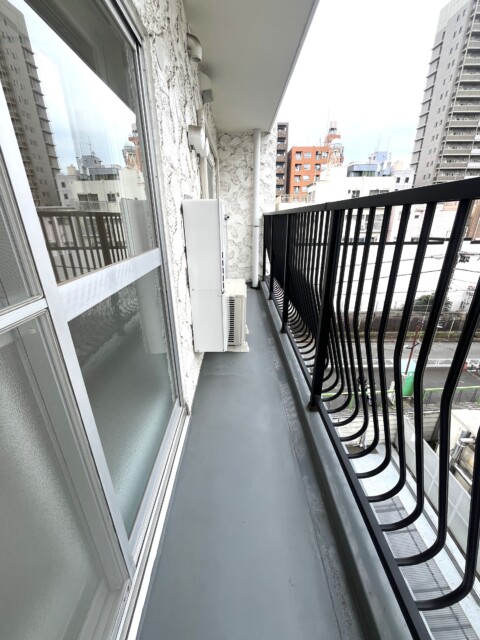 秀和幡ヶ谷レジデンス バルコニー