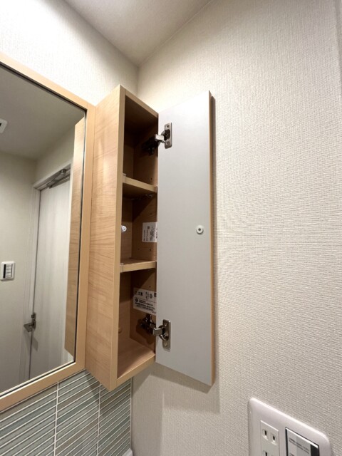 秀和幡ヶ谷レジデンス 洗面室