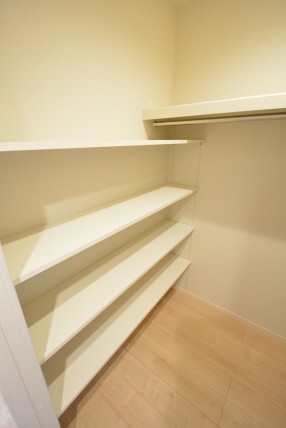 ライオンズマンション小石川植物園 洋室1