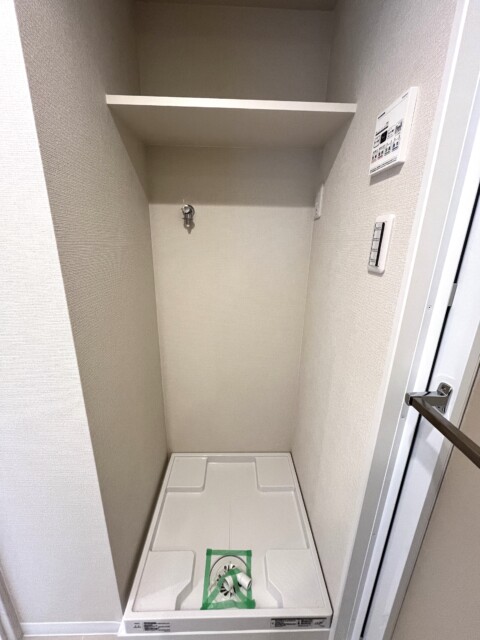 秀和幡ヶ谷レジデンス 洗面室