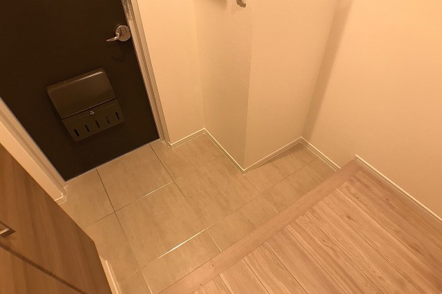 ラフィネ東銀座 玄関