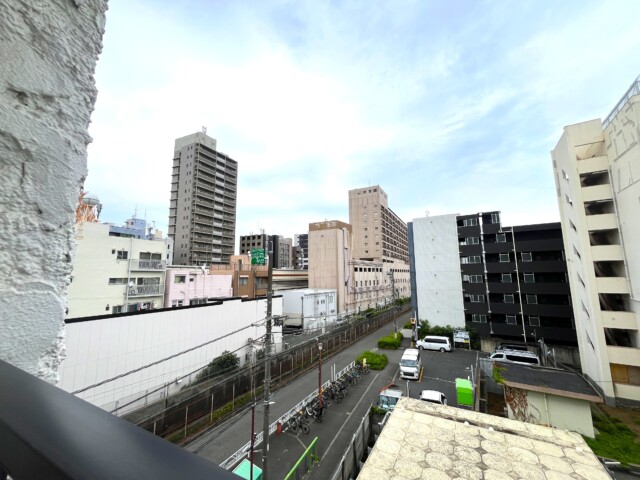 秀和幡ヶ谷レジデンス バルコニー