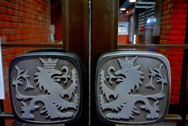 ライオンズマンション上北沢502号室　エントランス (6)