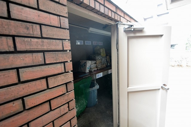 ライオンズマンション上北沢502号室　エントランス (8)