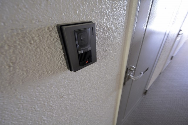 メガロン大井町 玄関