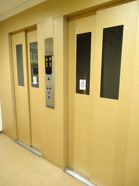 メガロン大井町　エレベーターは2基
