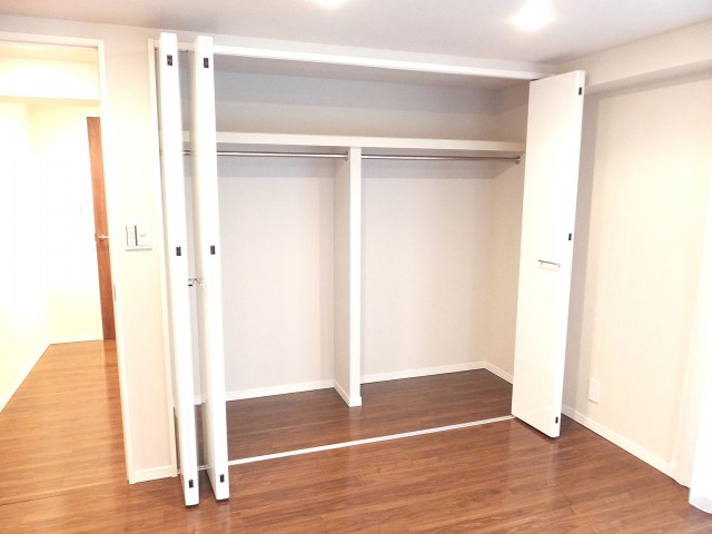 大京町サンハイツ　洋室1