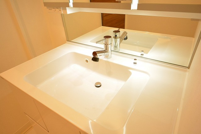 松見坂武蔵野マンション　洗面台