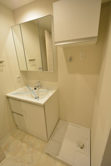 日興パレス南麻布第2　洗面所