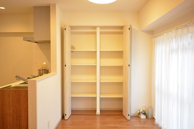 世田谷三宿サンハイツ　ＬＤＫ約12.5帖