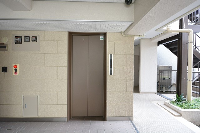 世田谷三宿サンハイツ　エレベーター