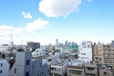 松涛マンション　共用廊下眺望