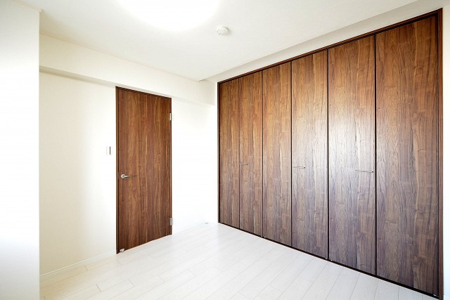 松涛マンション　5.9帖のベッドルーム