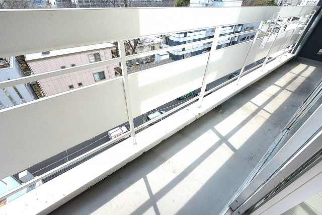 松涛マンション　バルコニー