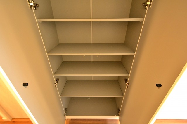 ライオンズマンション弦巻　シューズボックス