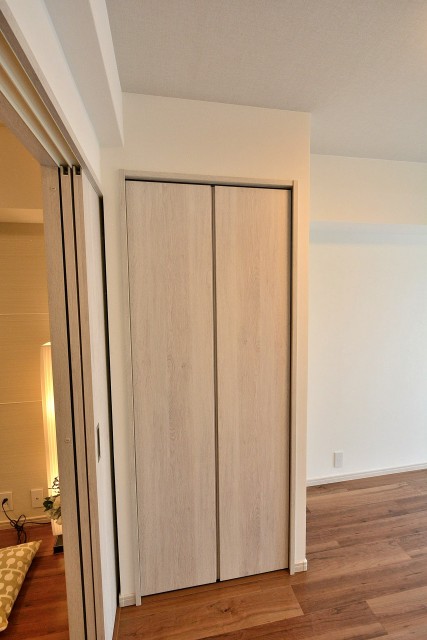 ライオンズマンション弦巻　洋室1