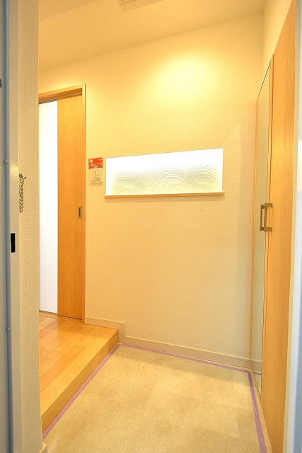 目白ハイツ　玄関ホール801