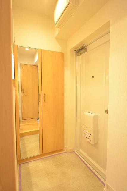 目白ハイツ　玄関ホール801