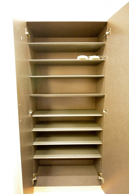 目白ハイツ　シューズBOX801