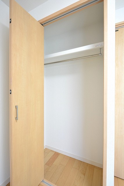 目白ハイツ　5.5帖のベッドルームのクローゼット801