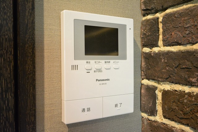 日興初台スカイマンション　TVモニター付きインターホン