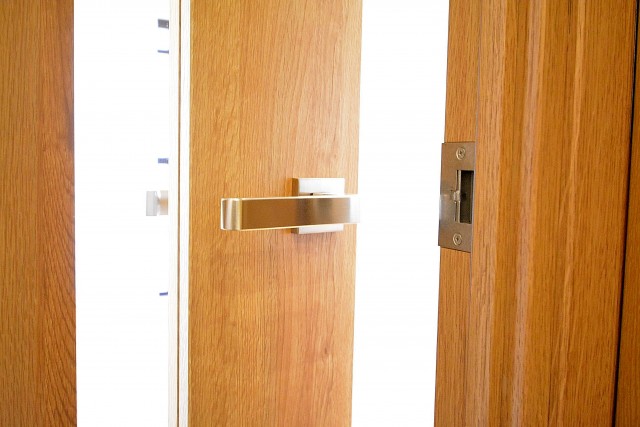 日興パレス南麻布第　LDKドア