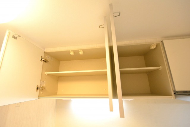 グリーンキャピタル神楽坂　キッチン収納