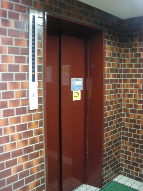 中銀京橋マンシオン　エレベーター