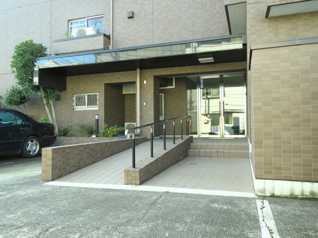 世田谷三宿サンハイツ　エントランス